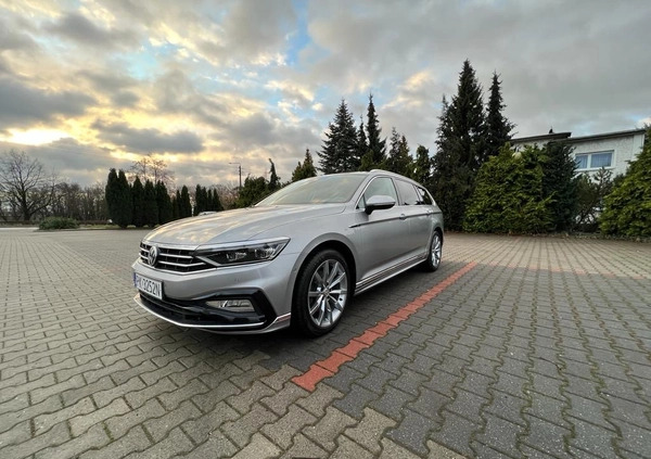 Volkswagen Passat cena 128999 przebieg: 78552, rok produkcji 2020 z Ostrzeszów małe 667